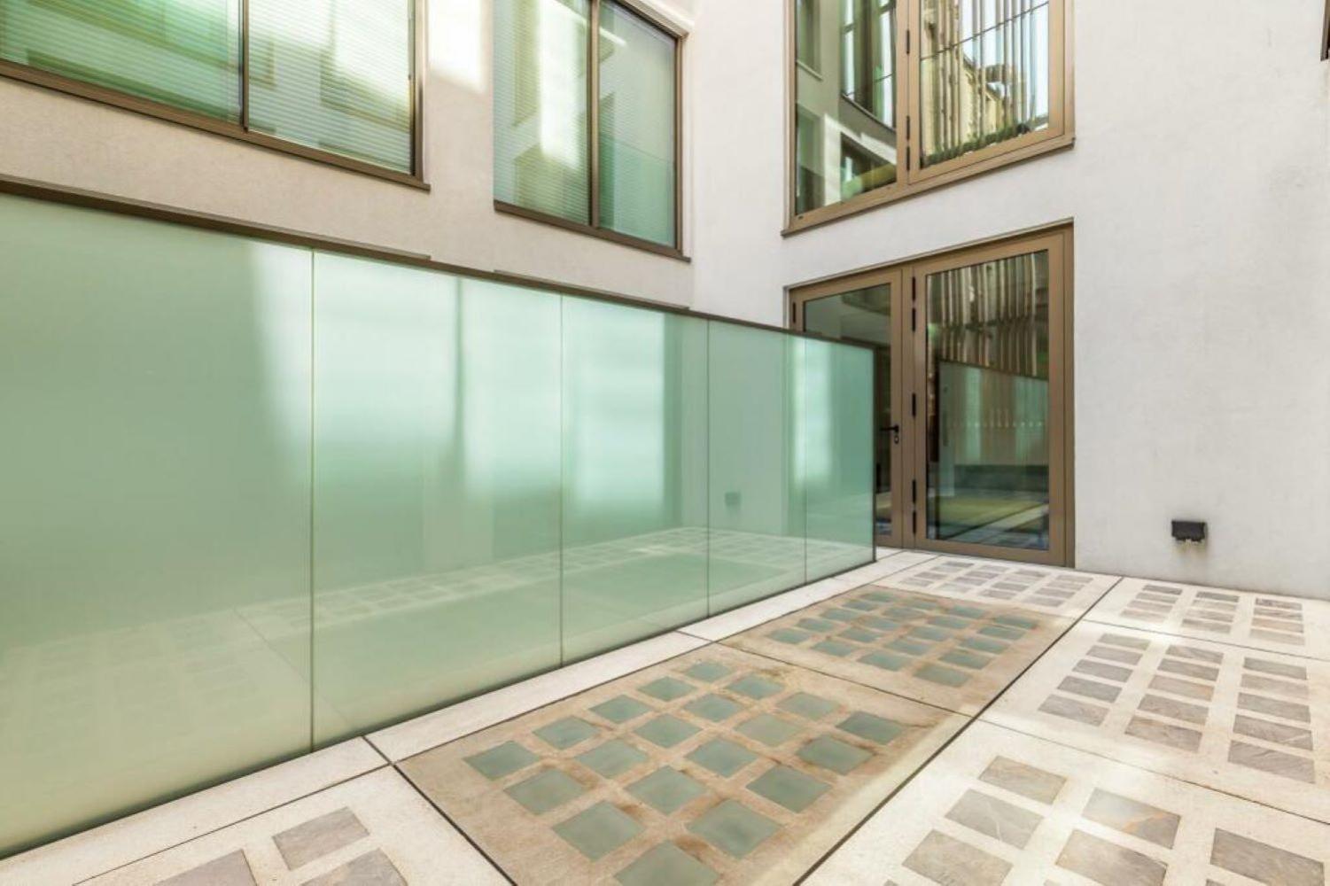 Modern Designer Central Leicester Square And Covent Garden Sleeps 6 Appartement *